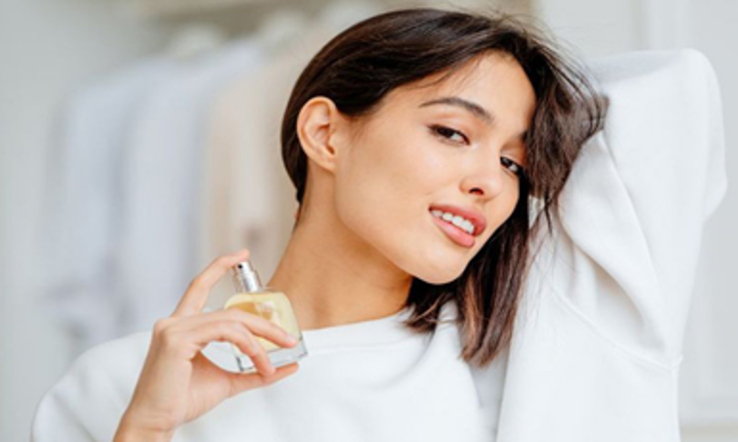 7 عطر زنانه گرم و شیرین برای پاییز و زمستان